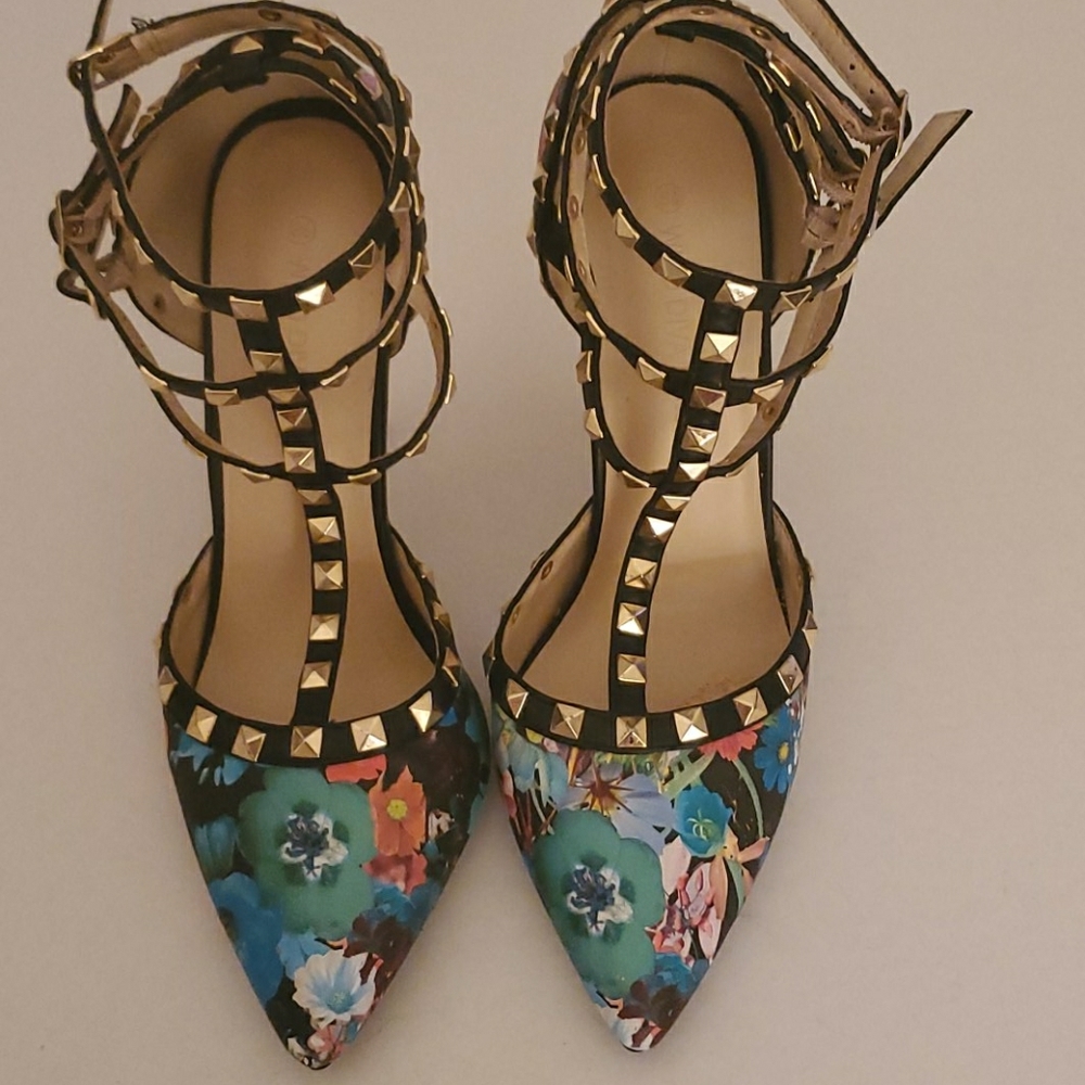 Silhouette shoes